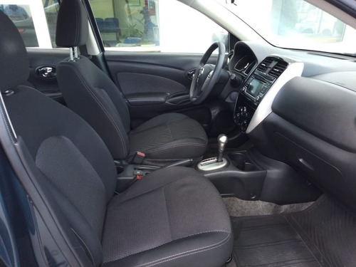 Imagen 3 de 10 de Nissan Versa Advance 2016