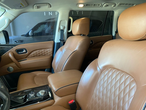 Infiniti QX80 5.6l Perfection 8 Pasajeros At