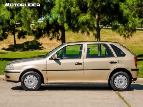 Imagen 2 de 15 de Volkswagen Gol 1.6 Mid | Permuta / Financia