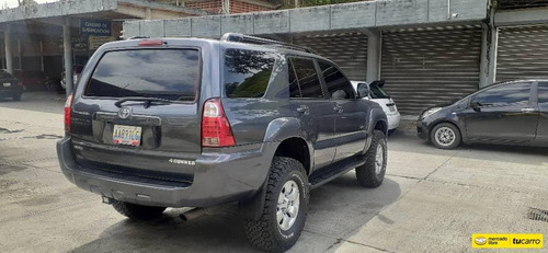 Imagen 3 de 11 de Toyota 4runner Sport Wagon 4x2 Automatico