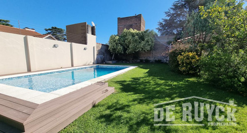 Chalet En Venta En Quilmes Oeste