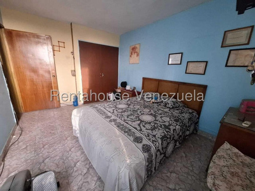 Marcos Gonzalez Vende Amplio Apartamento Zona Este Barquisimeto Lara #25-23121