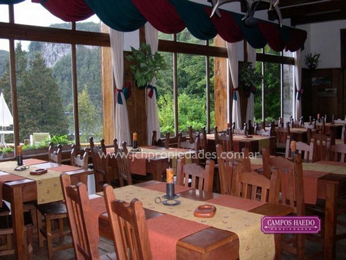 Imagen 11 de 13 de Hotel Con Costa De Lago Nahuel Huapi - Villa La Angostura