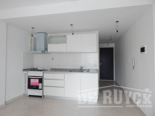 Departamento En Venta En Berazategui Este