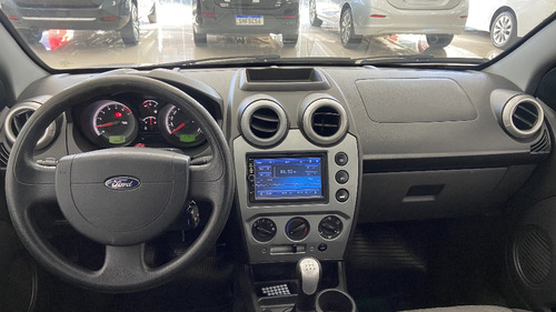 Ford Fiesta 1.6 ROCAM HATCH 8V FLEX 4P MANUAL