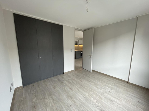Arriendo Moderno Departamento 1d+1b Los Aliagas 5500 Ñuñoa