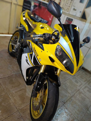 Yamaha R1