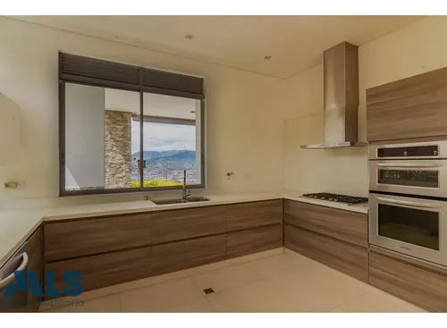 Espectacular Casa Campestre Con Amplios Espacios(mls#251727)