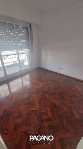 Departamento De 2 Dormitorios + Comodín