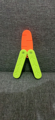 Juguete De Descompresión Con Cuchillo De Zanahoria 3d