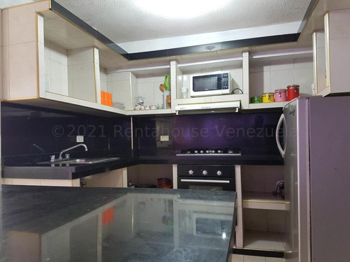 Imagen 2 de 8 de Apartamento En Venta Av. Los Medanos 22-1189 04126887776