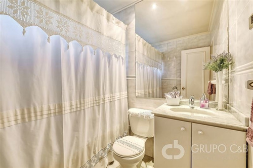 Imagen 15 de 20 de Casa En Venta De 4 Dorm + Servicios. En Lo Barnechea