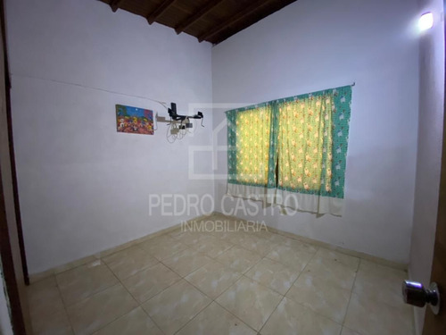 Imagen 18 de 21 de Pedro Castro Inmobiliaria Vende Casa En Urbanización Los Mangos Puerto Ordaz #inversion #oportunidad #somosinmobiliaria #compraventa #casas #townhouse