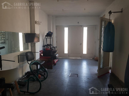 Imagen 13 de 21 de Casa Con Amplia Terraza Y Garage