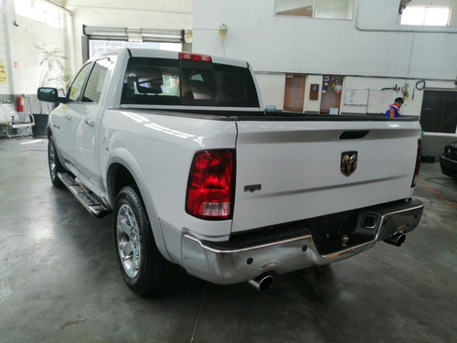 Imagen 3 de 14 de Dodge Ram Laramie 4x4 2012