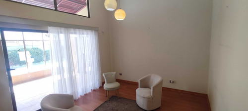 Gran Casa En Excelente Sector (63078)