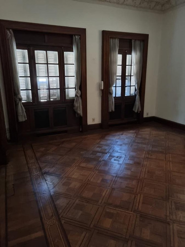 Imagen 25 de 30 de Edificio Entero , Paraguay Esquina San Jose, Gran Esquina !!