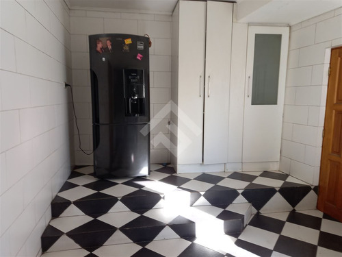Casa En Venta De 4 Dorm. En Colina - Santa Esther