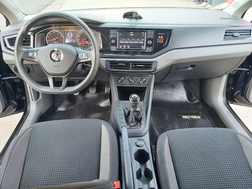 Imagen 11 de 13 de Volkswagen Polo 2018 1.6 Msi Comfortline
