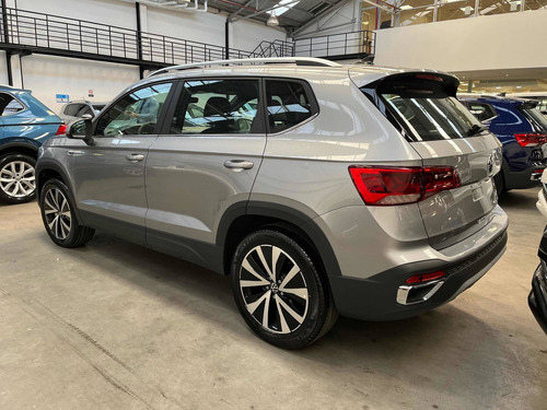 Imagen 2 de 25 de Volkswagen Taos 2023 1.4 250 Tsi Highline