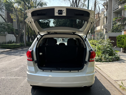 Dodge Journey 2.4 Se 7 Pasajeros At