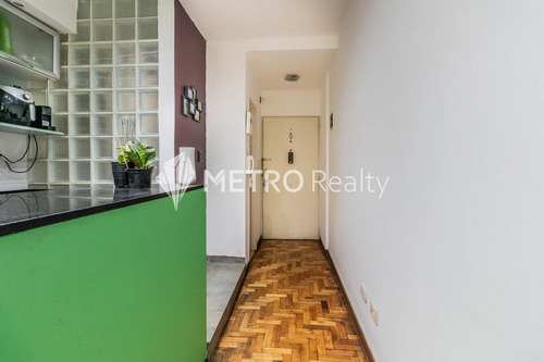 Venta De Departamento Con Balcón En Las Cañitas