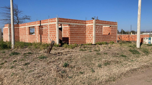 Oportunidad Casa A Terminar En Los Molles