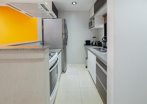 Venta Departamento De Dos Ambientes Con Patio En Flores