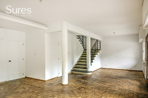 Casona Reciclada En Alquiler - Ideal Empresa