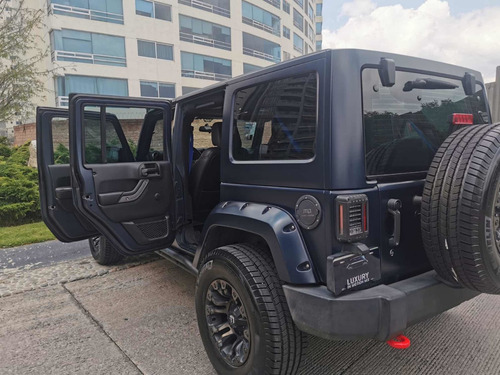 Imagen 6 de 15 de Jeep Wrangler 2017 3.7 Unlimited Sport 3.6 4x4 At