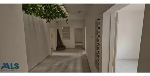 Se Vende Casa Con Amplio Espacios(mls#254019)