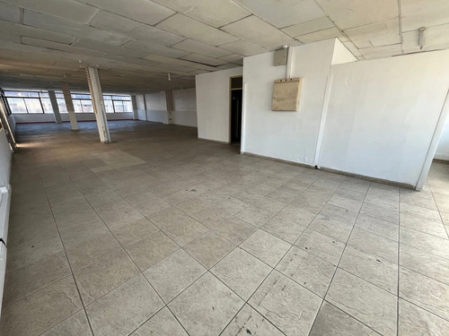 Bodega Comercial En Recoleta (patronato)