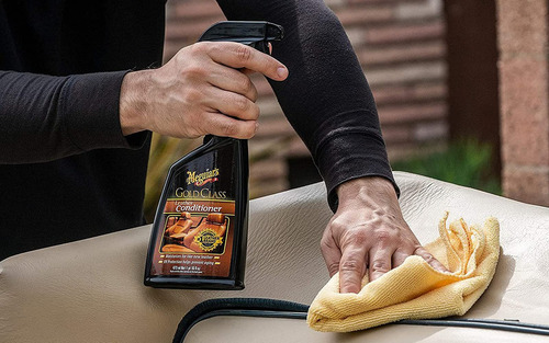Cera Líquida Carnauba Plus Y Acondicionador De Piel 473 Ml