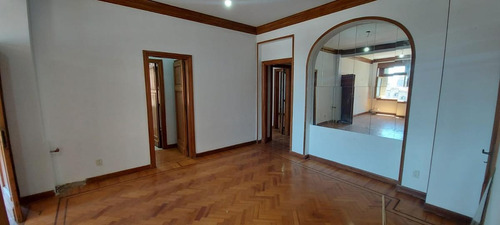 Imagen 21 de 29 de Avenida Rivadavia Al 3000 Y La Rioja 150 M2 4 Ambientes