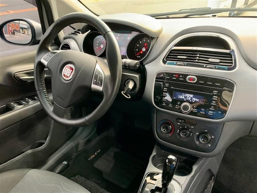 Fiat Punto 1.6 Essence 16v Flex 4p Automatizado 2015/2015