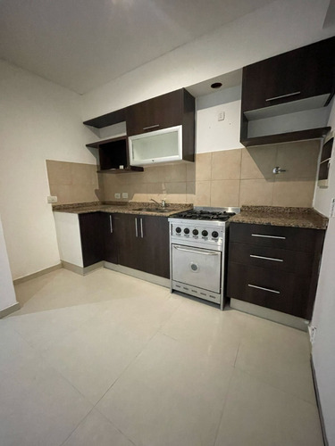 Precioso Duplex Con Parrilla 3 Ambientes En Altos De Hudson Ii