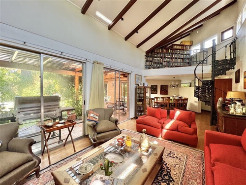 Imagen 5 de 27 de Venta Casa Vitacura Pasaje: Las Encinas