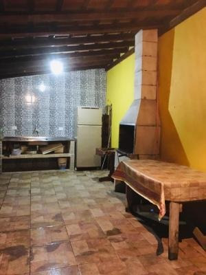 Chácara Em Condomínio Fechado E Com Piscina - Peruíbe Sp