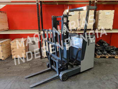 Apilador Reach Tcm 1100 Kg 3.5 Mts