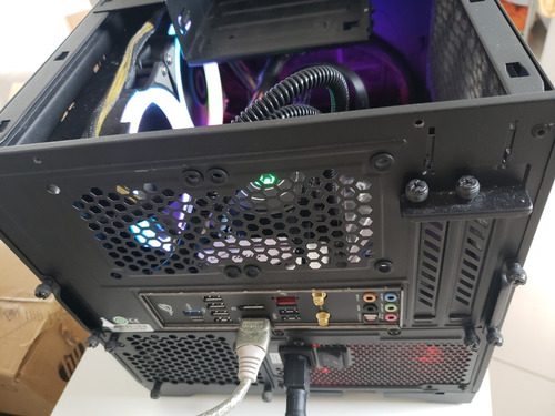 Asus Z270i Strix I7 7700k Cooler Iceberg 240 Ddr4 16gb 3000