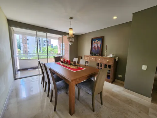 Apartamento En Venta En El Poblado. Cod V12369