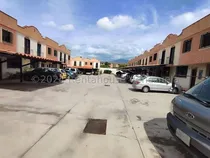 Comprar Townhouse En Venta Tazajal Naguanaguia, Con 2 Hab. En Planta Alta, Cada Una Con Su Baño,  Abajo Cuenta Con Patio, Maletero Interno, Baño, Area Sala-comedor Y Hermosa Cocina Abierta. Dapo