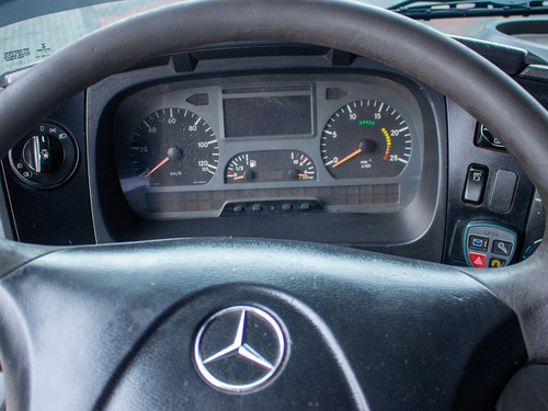 Imagem 5 de 15 de Mercedes 2540 Trucado 2006 Com Carreta Graneleiro=26280,270
