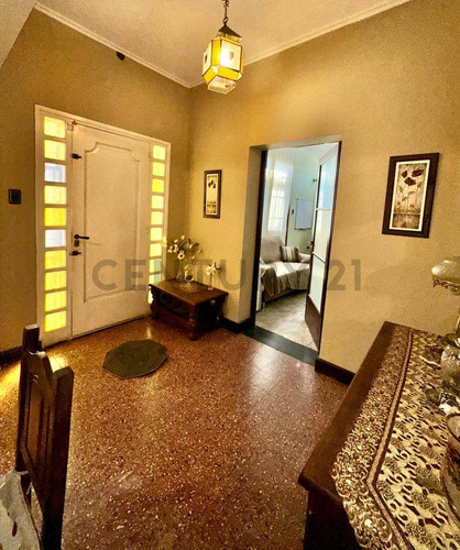 Casa En Venta Zelaya 2657, Barrio Alberdi Rosario