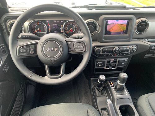 Jeep Gladiator Sport 4x4