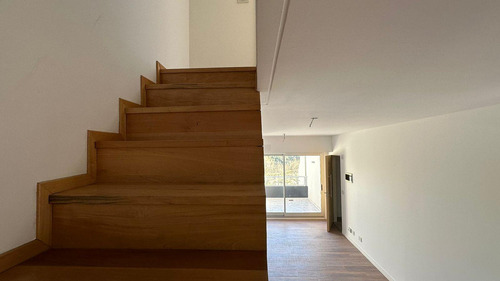 Venta Departamento En Duplex 3 Ambientes - Parque Chacabuco