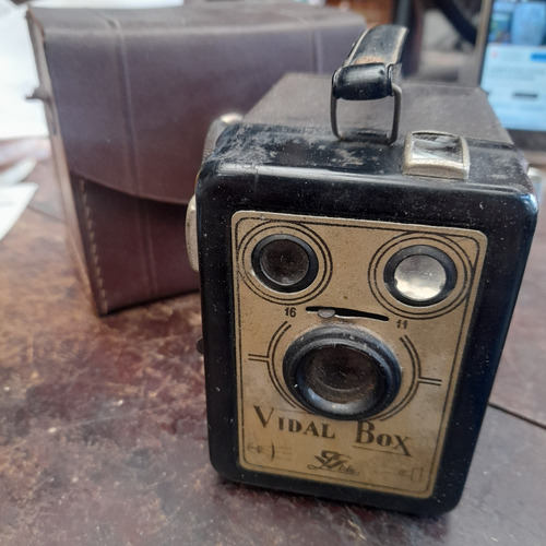 Câmera Fotográfica Antiga Box Vidal Box Rara. No Estado