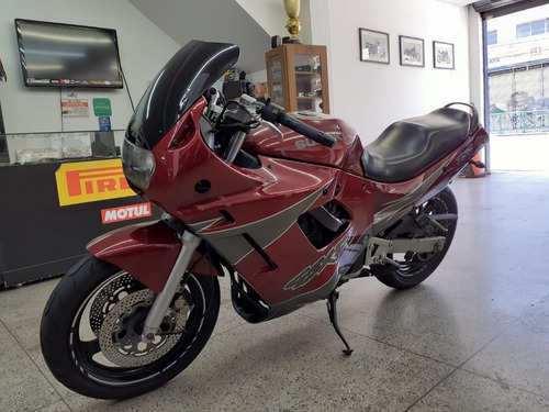 Suzuki Gsx 750 F