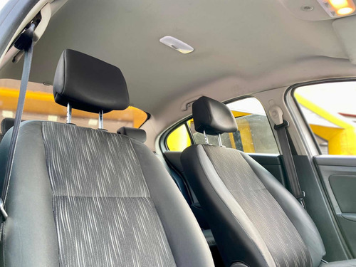 Imagem 5 de 10 de Renault Fluence 1.6 Expression