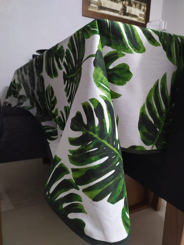 Imagem 4 de 6 de Toalha Para Mesa 4 Lugares Quadrada 1,50 X 1,50 Estampas